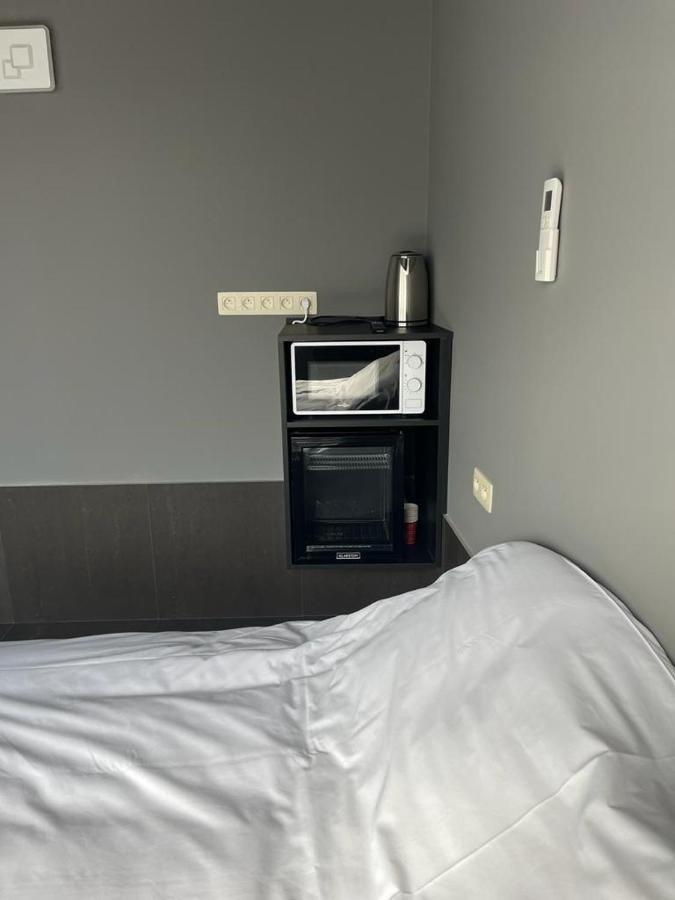 Logements Des Choraux Турне Екстериор снимка